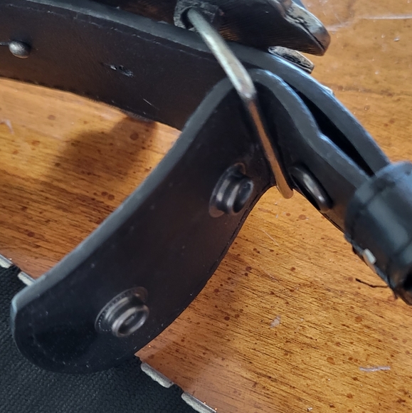 AWESOME Western Leather and Metal detail belt - Picture 16 of 16